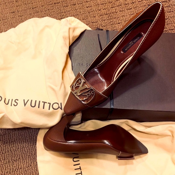 Louis Vuitton Shoes - Picture 1 of 1